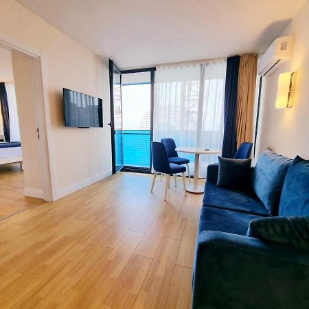 Orbi City Hotel On The Sea Batumi Bagian luar foto