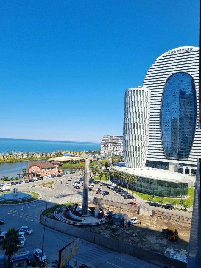 Orbi City Hotel On The Sea Batumi Bagian luar foto