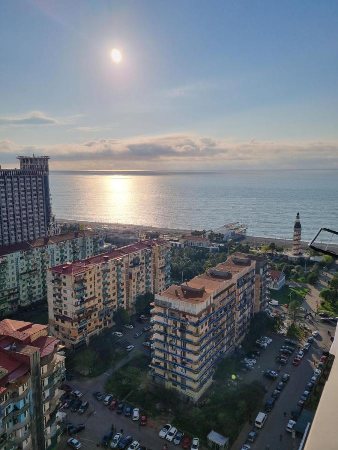 Orbi City Hotel On The Sea Batumi Bagian luar foto